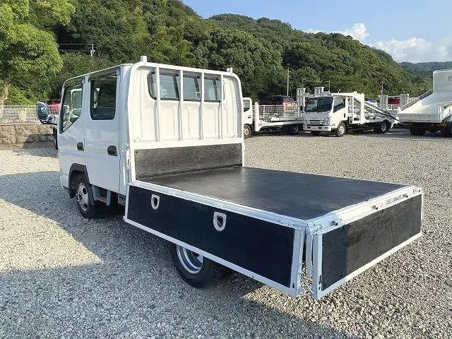 三菱ふそうキャンターガッツダブルキャブ（Wキャブ）小型（2t・3t）[写真07]