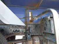 三菱ふそうファイタータンク車（タンクローリー）中型（4t）[写真16]