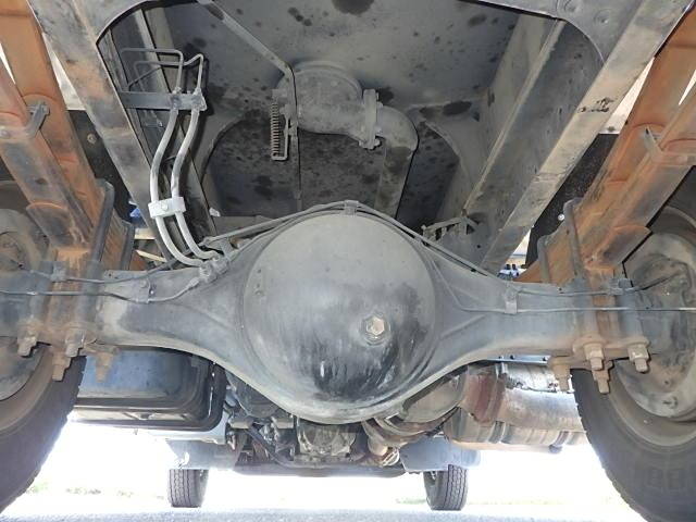 三菱ふそうファイタータンク車（タンクローリー）中型（4t）[写真21]