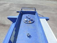 三菱ふそうファイタータンク車（タンクローリー）中型（4t）[写真07]