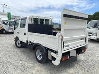 日野デュトロダブルキャブ（Wキャブ）小型（2t・3t）[写真02]