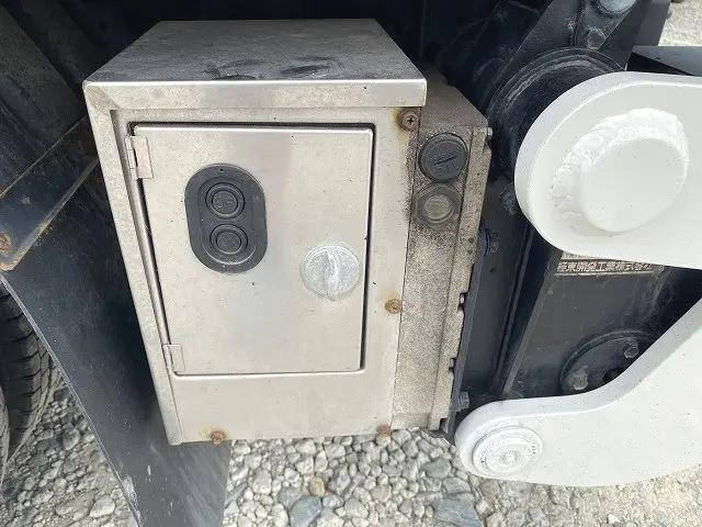 日野デュトロダブルキャブ（Wキャブ）小型（2t・3t）[写真33]