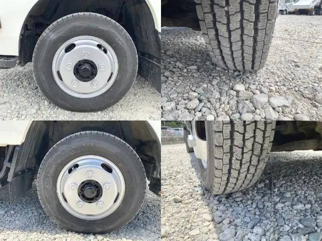 日野デュトロダブルキャブ（Wキャブ）小型（2t・3t）[写真37]