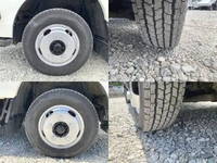 日野デュトロダブルキャブ（Wキャブ）小型（2t・3t）[写真38]