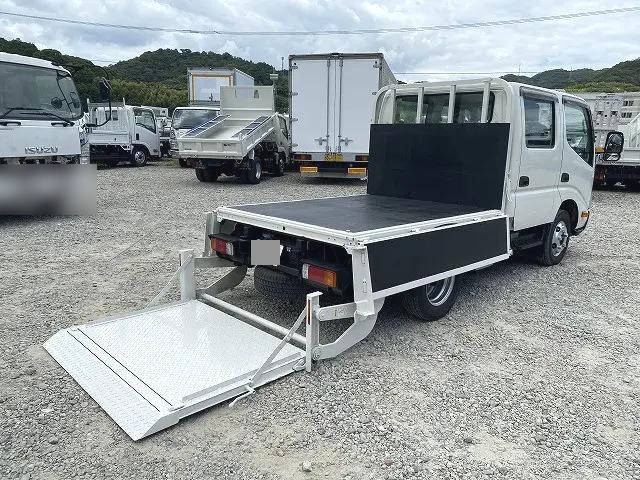 日野デュトロダブルキャブ（Wキャブ）小型（2t・3t）[写真07]