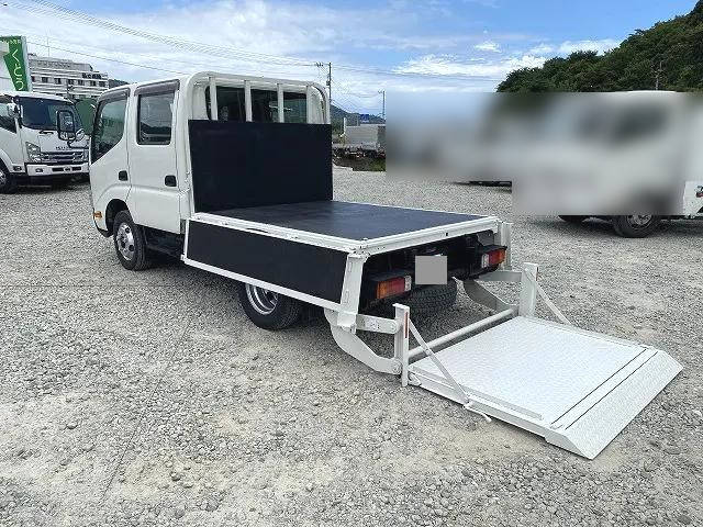 日野デュトロダブルキャブ（Wキャブ）小型（2t・3t）[写真08]