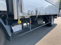 三菱ふそうキャンターアルミウイング小型（2t・3t）[写真22]