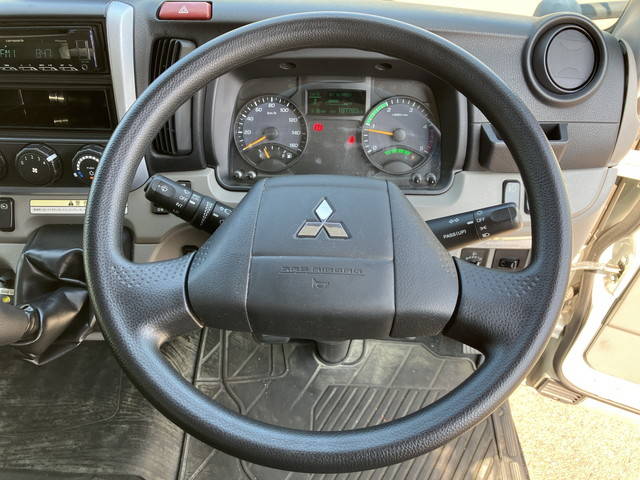 三菱ふそうキャンターアルミウイング小型（2t・3t）[写真35]