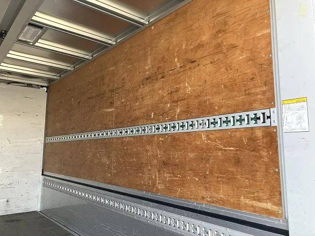 トヨタダイナアルミウイング小型（2t・3t）[写真17]