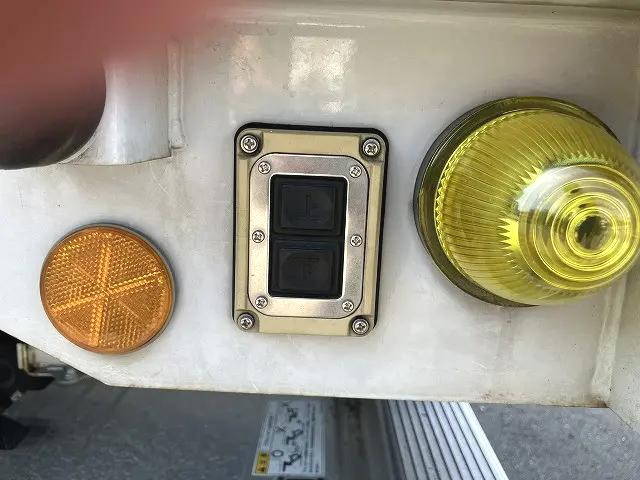 トヨタダイナアルミウイング小型（2t・3t）[写真29]