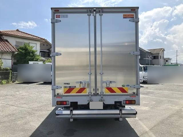 トヨタダイナアルミウイング小型（2t・3t）[写真06]