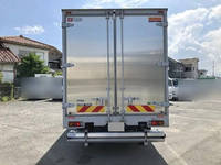 トヨタダイナアルミウイング小型（2t・3t）[写真06]