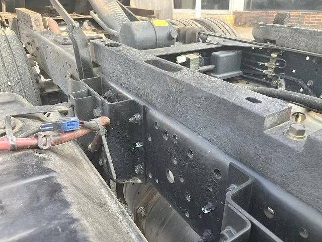 いすゞエルフダンプ小型（2t・3t）[写真30]