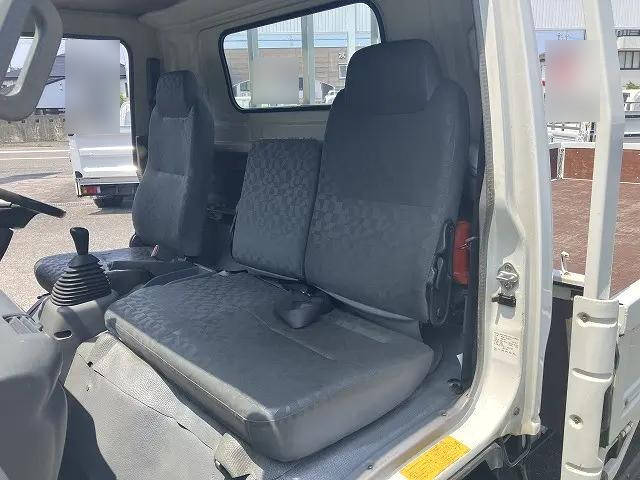 いすゞエルフ平ボディ小型（2t・3t）[写真14]