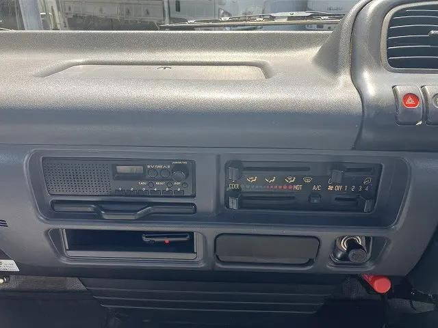 いすゞエルフ平ボディ小型（2t・3t）[写真23]