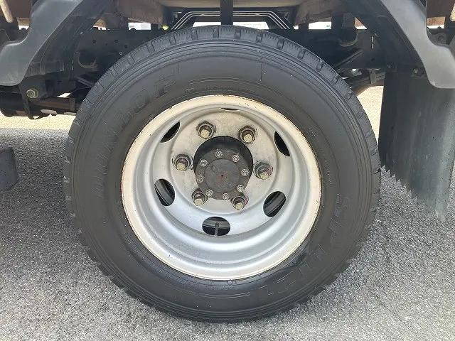 いすゞエルフ平ボディ小型（2t・3t）[写真27]