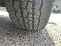 いすゞエルフ平ボディ小型（2t・3t）[写真30]