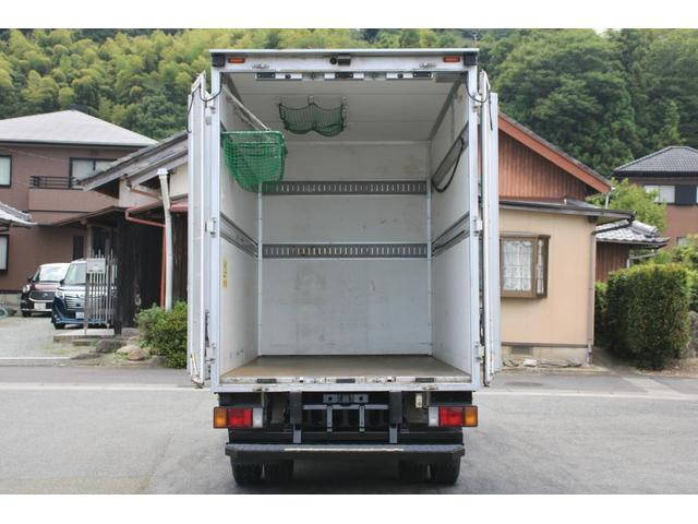 いすゞエルフパネルバン小型（2t・3t）[写真11]