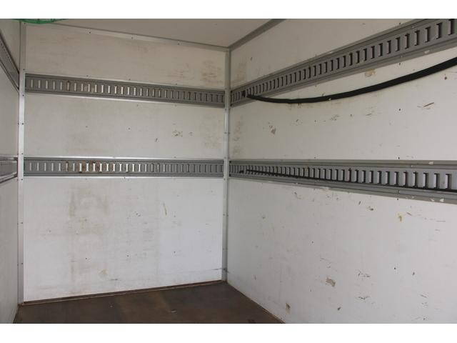 いすゞエルフパネルバン小型（2t・3t）[写真14]