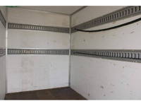 いすゞエルフパネルバン小型（2t・3t）[写真15]