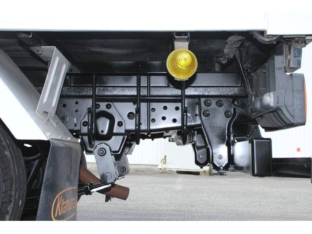 いすゞエルフパネルバン小型（2t・3t）[写真23]