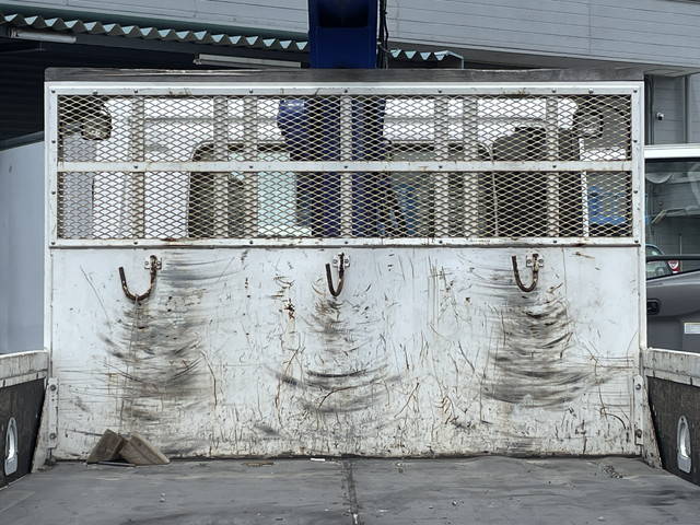 UDトラックスコンドルクレーン4段中型（4t）[写真13]