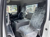 UDトラックスコンドルクレーン4段中型（4t）[写真32]