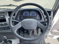 UDトラックスコンドルクレーン4段中型（4t）[写真36]