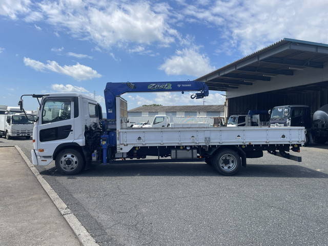 UDトラックスコンドルクレーン4段中型（4t）[写真05]