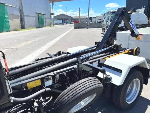 日野デュトロコンテナ専用車小型（2t・3t）[写真20]