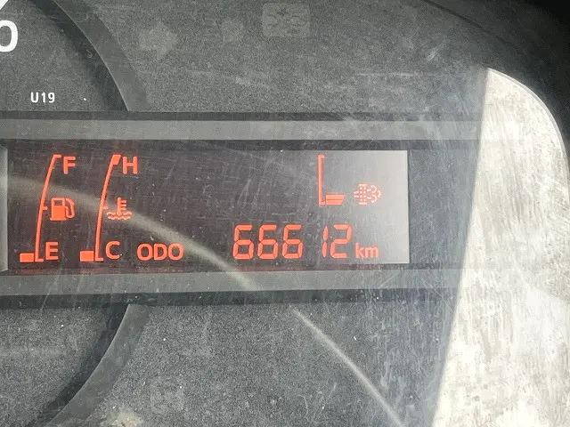 日野デュトロダブルキャブ（Wキャブ）小型（2t・3t）[写真20]