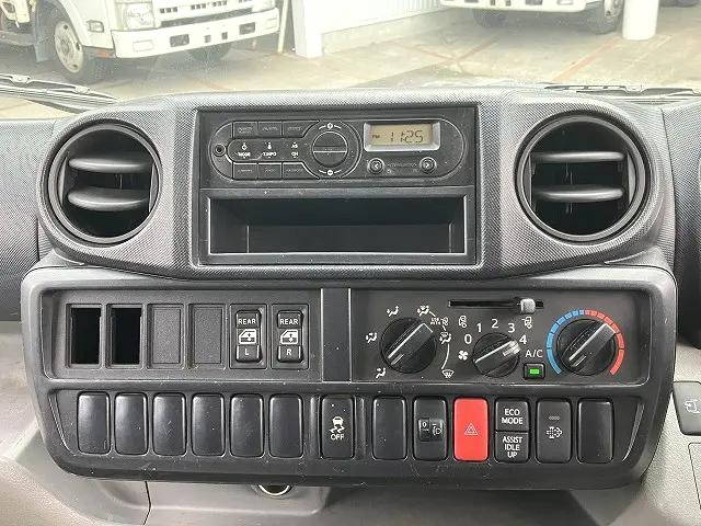 日野デュトロダブルキャブ（Wキャブ）小型（2t・3t）[写真22]