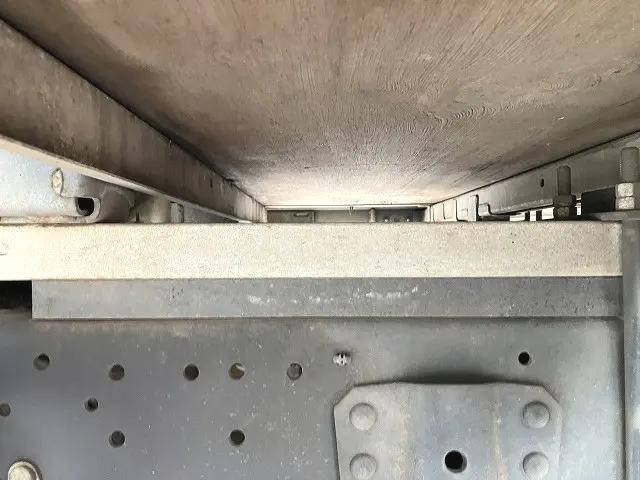 日野デュトロダブルキャブ（Wキャブ）小型（2t・3t）[写真32]