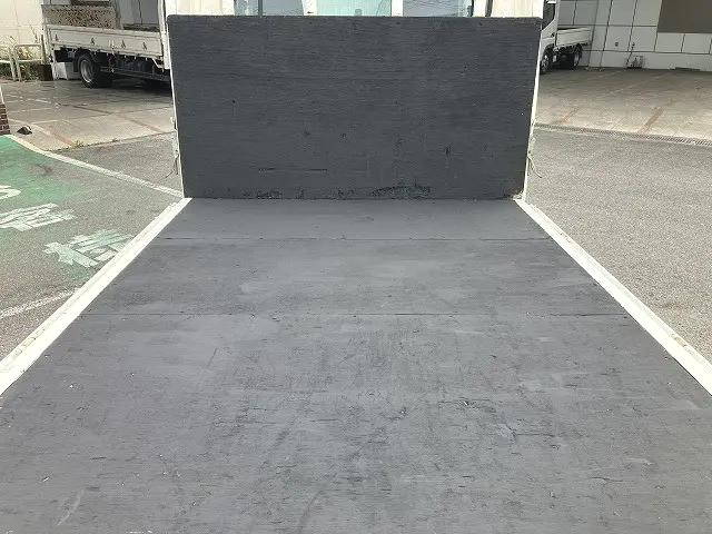 日野デュトロダブルキャブ（Wキャブ）小型（2t・3t）[写真08]