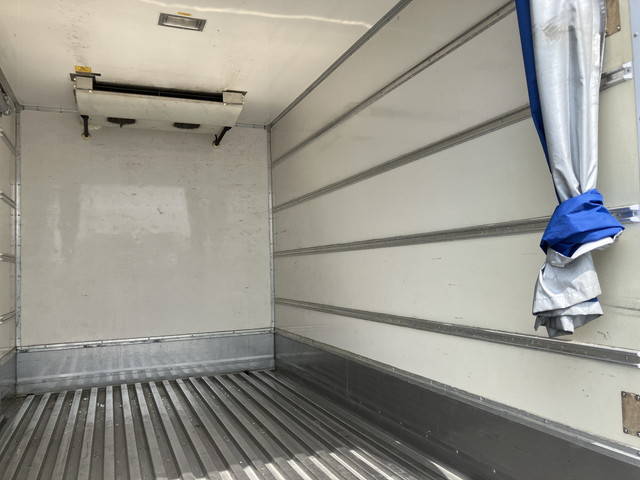 いすゞエルフ冷凍車（冷蔵車）小型（2t・3t）[写真16]