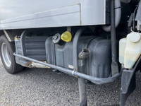 いすゞエルフ冷凍車（冷蔵車）小型（2t・3t）[写真23]