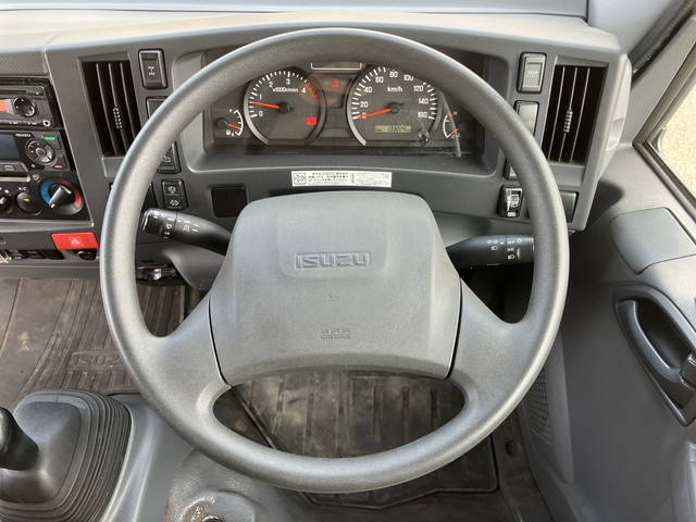 いすゞエルフ冷凍車（冷蔵車）小型（2t・3t）[写真37]