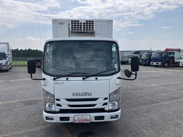 いすゞエルフ冷凍車（冷蔵車）小型（2t・3t）[写真08]