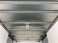 いすゞエルフアルミバン小型（2t・3t）[写真16]