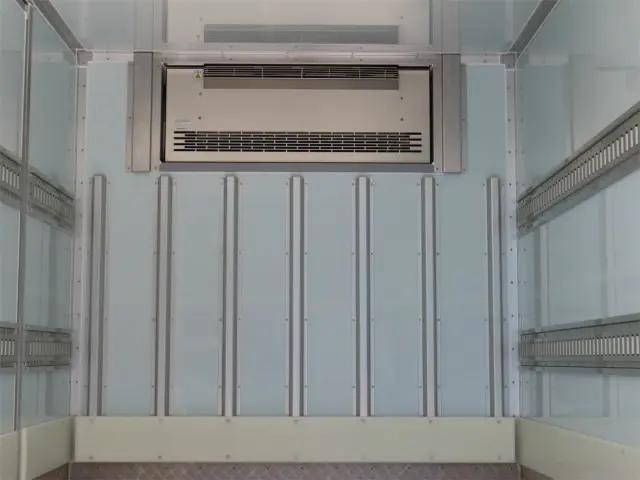 日野デュトロ冷凍車（冷蔵車）小型（2t・3t）[写真18]