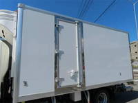 日野デュトロ冷凍車（冷蔵車）小型（2t・3t）[写真24]