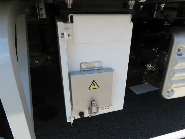 日野デュトロ冷凍車（冷蔵車）小型（2t・3t）[写真31]