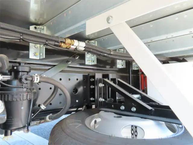 日野デュトロ冷凍車（冷蔵車）小型（2t・3t）[写真38]