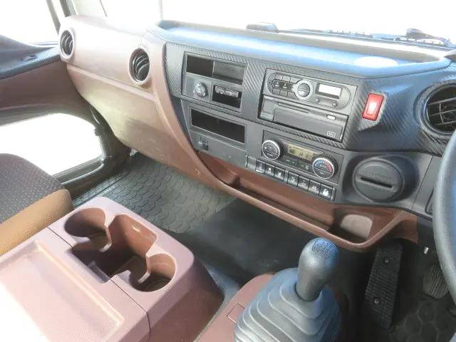 日野レンジャータンク車（タンクローリー）中型（4t）[写真12]