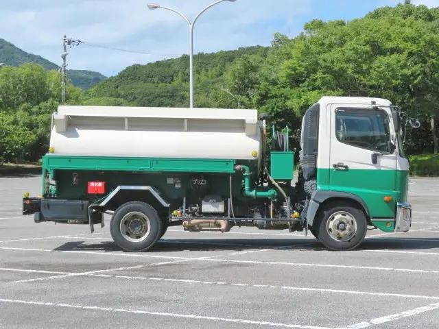 日野レンジャータンク車（タンクローリー）中型（4t）[写真04]