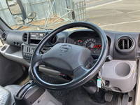 日野デュトロダブルキャブ（Wキャブ）小型（2t・3t）[写真36]