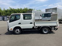 日野デュトロダブルキャブ（Wキャブ）小型（2t・3t）[写真06]