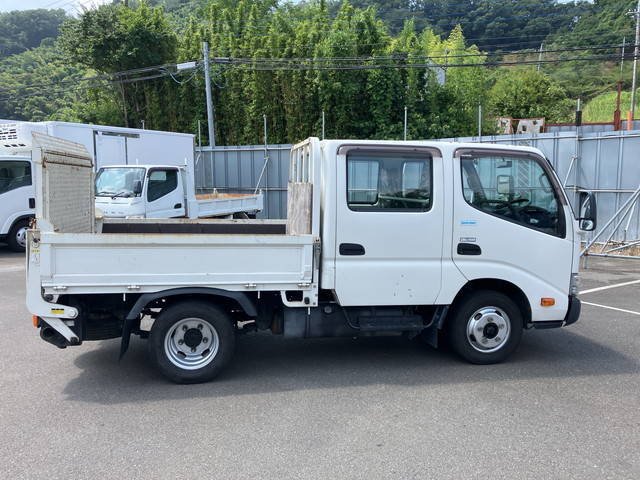 日野デュトロダブルキャブ（Wキャブ）小型（2t・3t）[写真07]