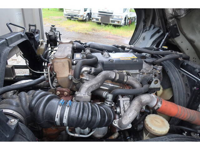 いすゞフォワードアルミウイング中型（4t）[写真27]