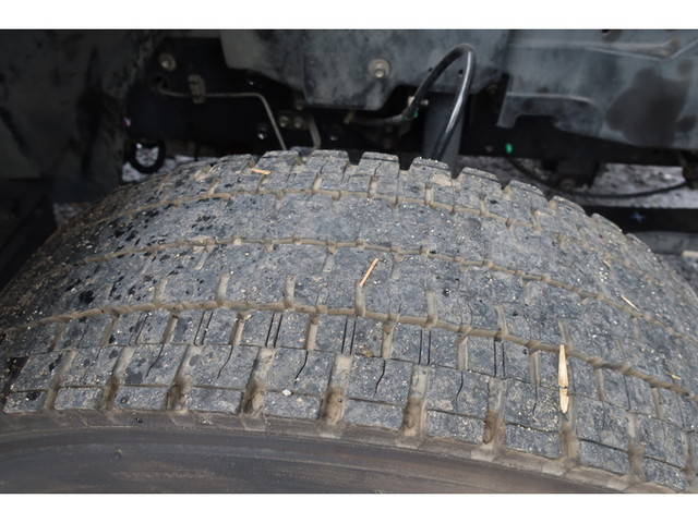 いすゞフォワードアルミウイング中型（4t）[写真28]